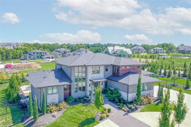 16905 Bond St, Overland Park, KS 66221