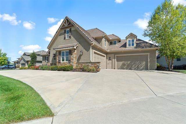 11704 W 164th Pl, Overland Park, KS 66062