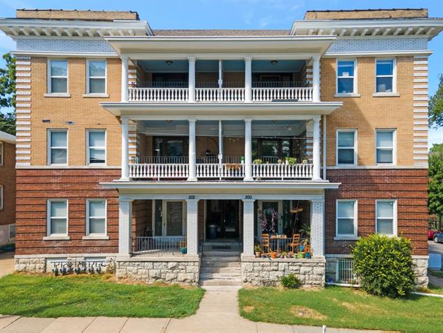 200 W 36th St, Kansas City, MO 64111