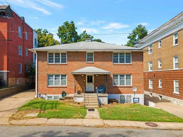 200 W 36th St, Kansas City, MO 64111