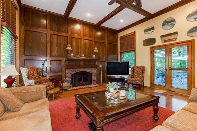 475 Navajo Ln, Lake Quivira, KS 66217