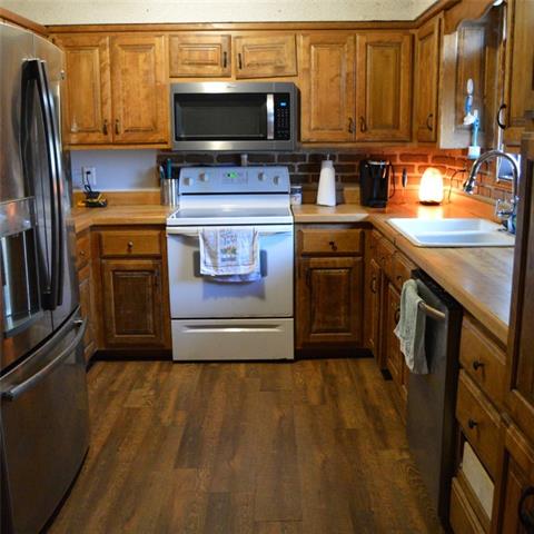 706 N Washington St, Carterville, MO 64835