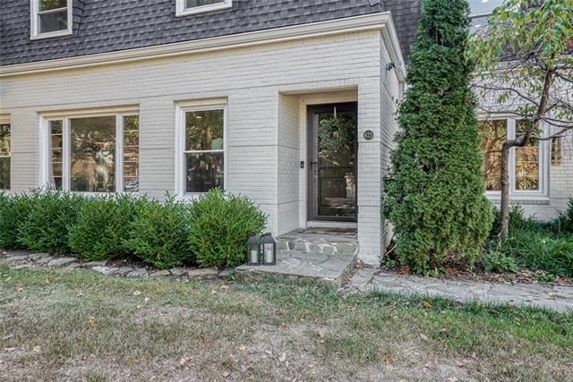 425 E 65 Ter, Kansas City, MO 64131