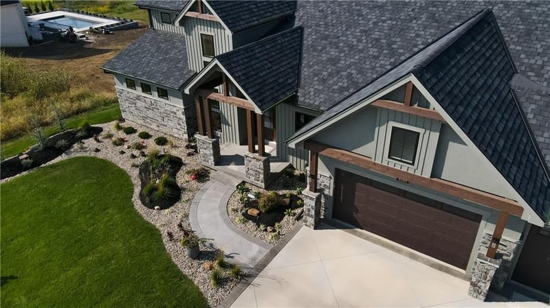 8540 N Booth Ave, Kansas City, MO 64157