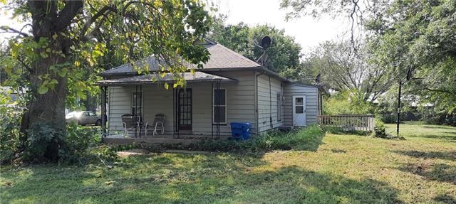 709 Fisher St, Waverly, KS 66871