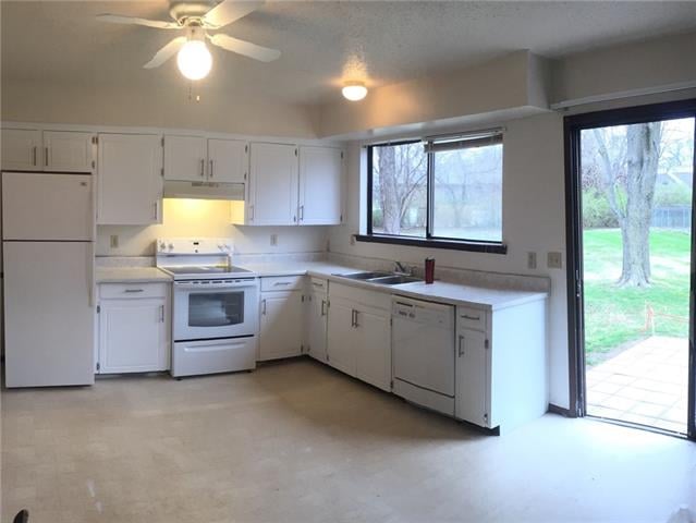 11256 Bales Ave, Kansas City, MO 64137