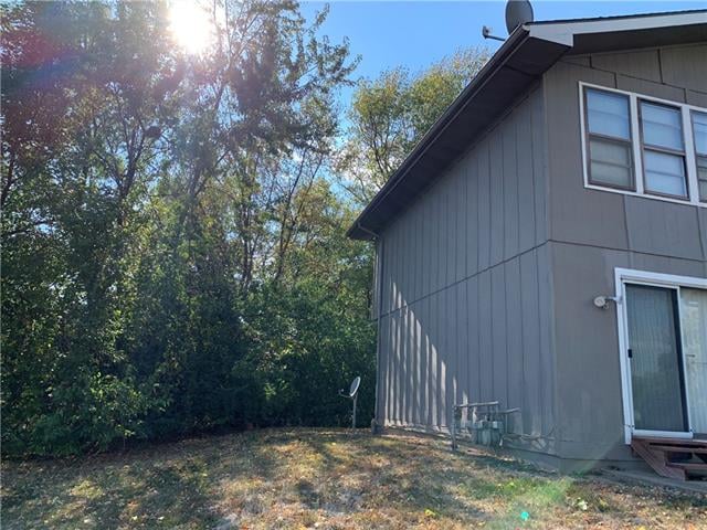 11256 Bales Ave, Kansas City, MO 64137