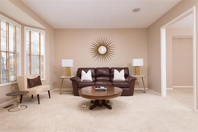 13140 W 137th Pl, Overland Park, KS 66221
