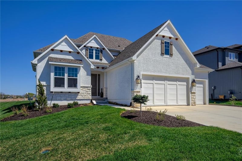 25354 92nd St, Lenexa, KS 66227