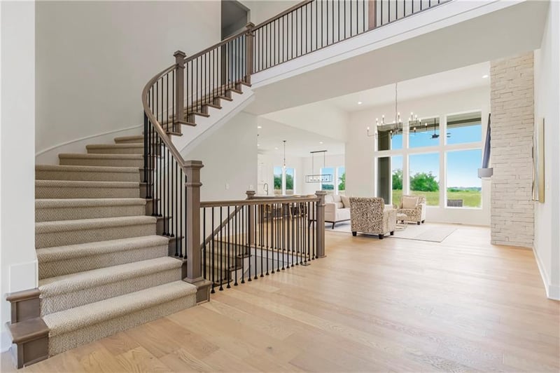 2513 177th St, Overland Park, KS 66085