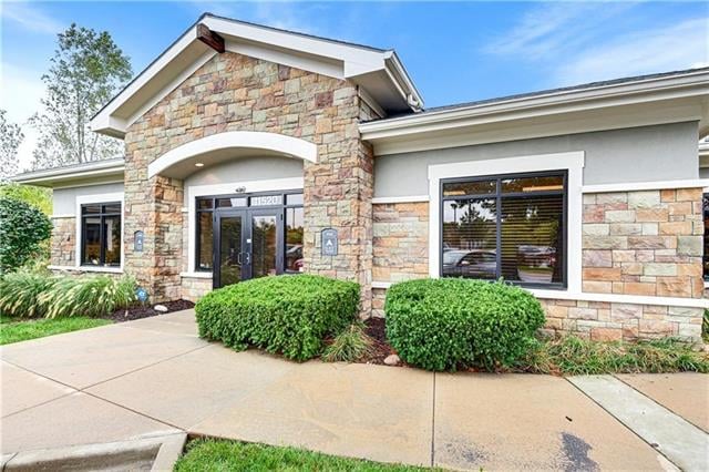 11520 W 119th St, Overland Park, KS 66213