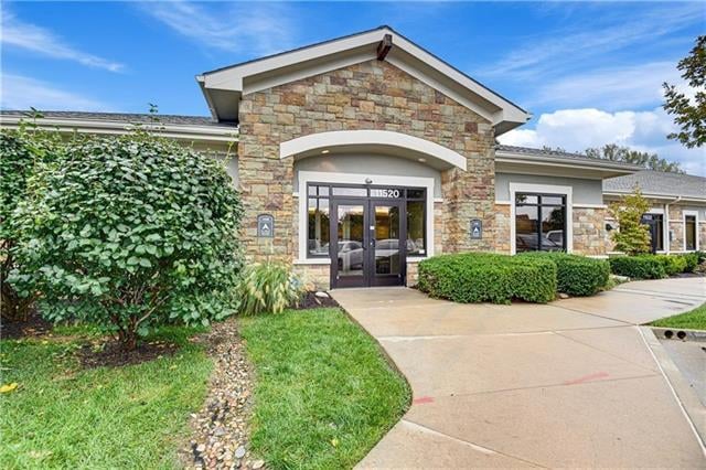 11520 W 119th St, Overland Park, KS 66213