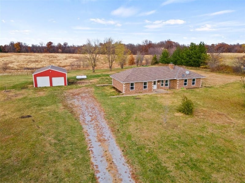 11339 Highway Ff Hw, Mayview, MO 64071