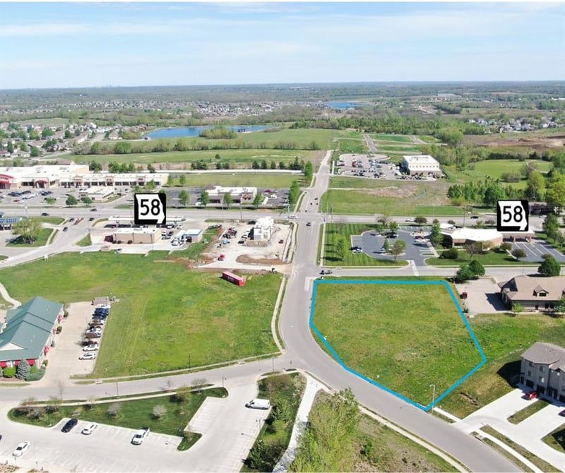 615 Conway St, Raymore, MO 64083