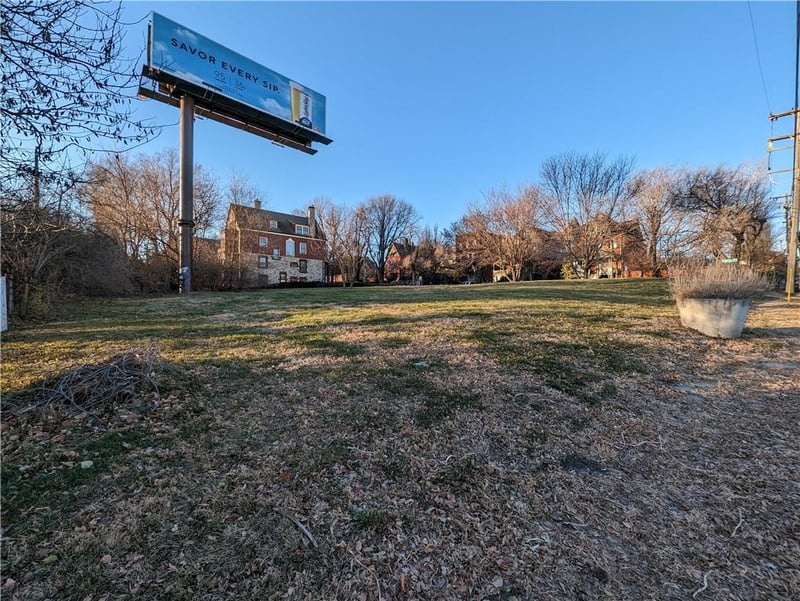 1703 Jefferson St, Kansas City, MO 64108