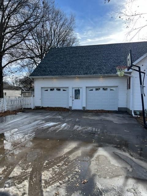 306 N 9th St, Arma, KS 66712