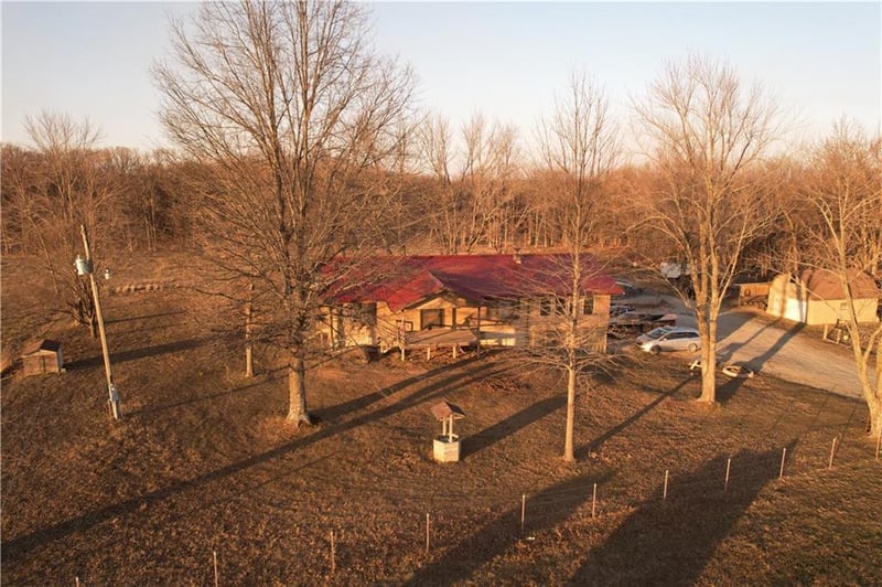 375 NE 300 Rd, Osceola, MO 64776