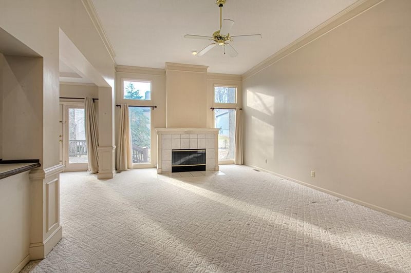 8813 W 142nd Pl, Overland Park, KS 66221