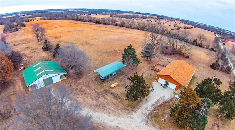 13636 W 379th St, Lacygne, KS 66040
