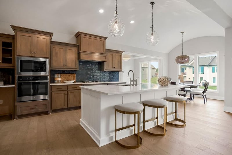 2453 175th Pl, Overland Park, KS 66085