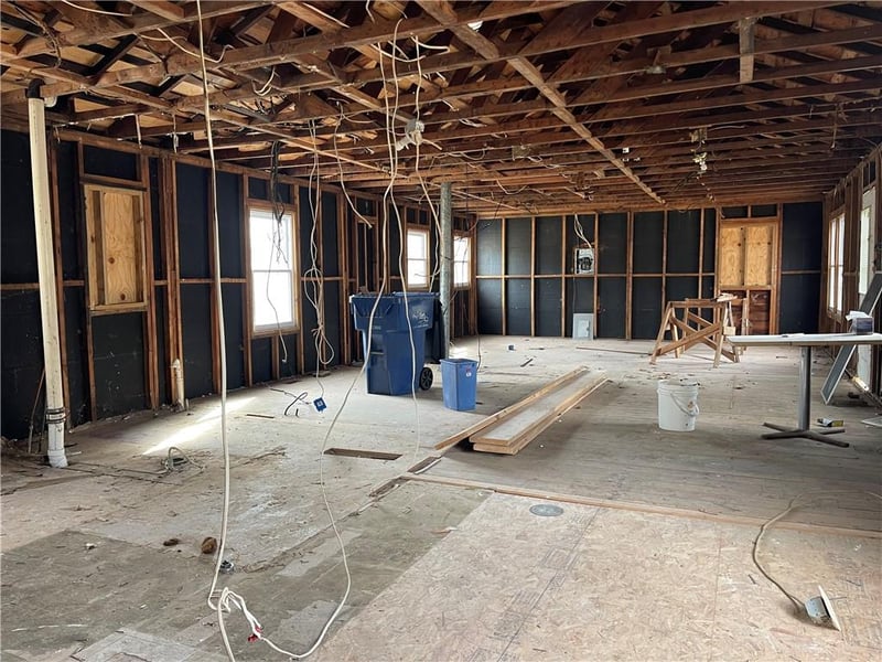 1106 Spruce St, Eudora, KS 66025
