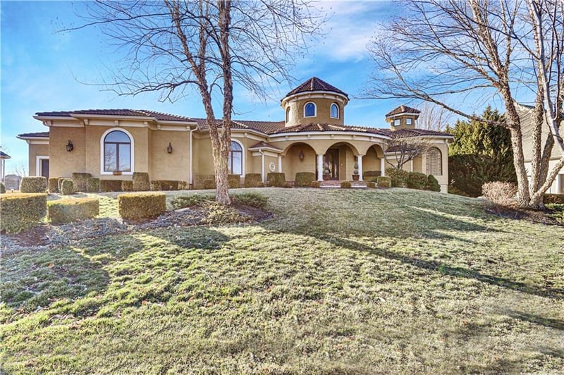 5604 Golden Bear Dr, Overland Park, KS 66223