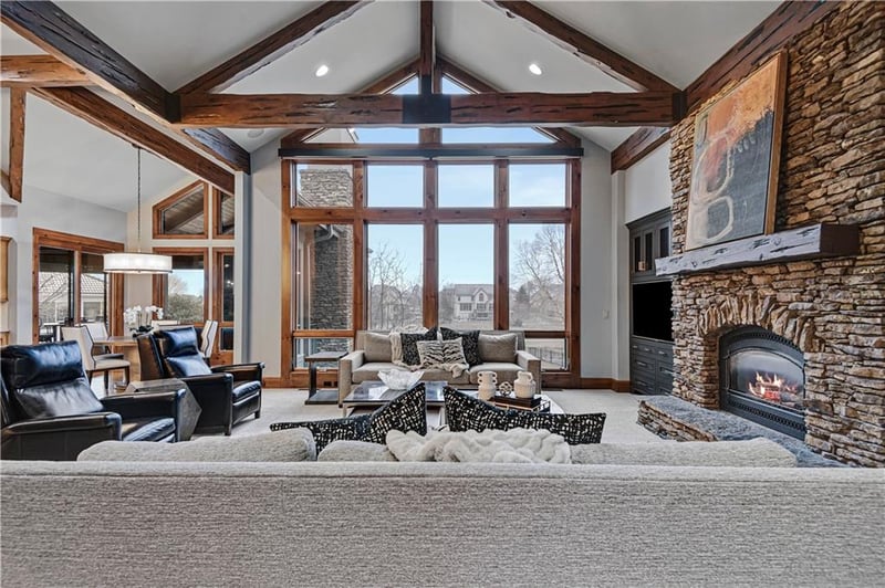 13837 Horton Dr, Overland Park, KS 66223