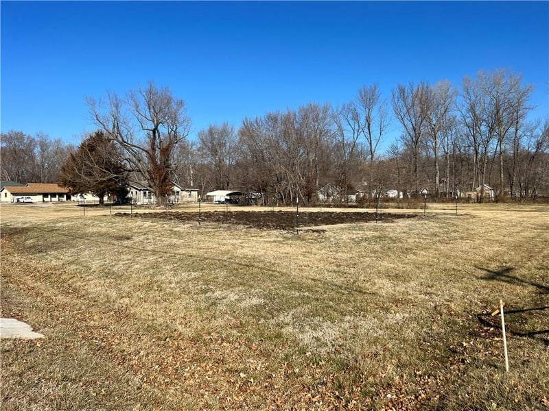 18710 Truman Rd, Independence, MO 64056