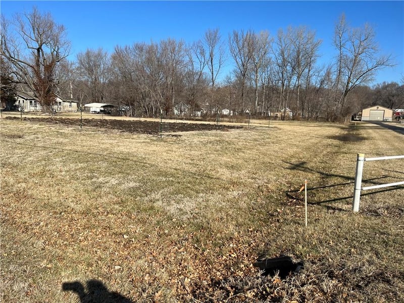 18710 Truman Rd, Independence, MO 64056