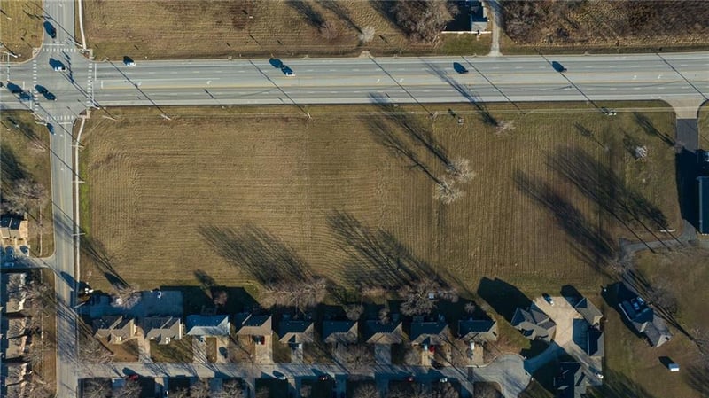 4075 M 7 Hw, Blue Springs, MO 64015