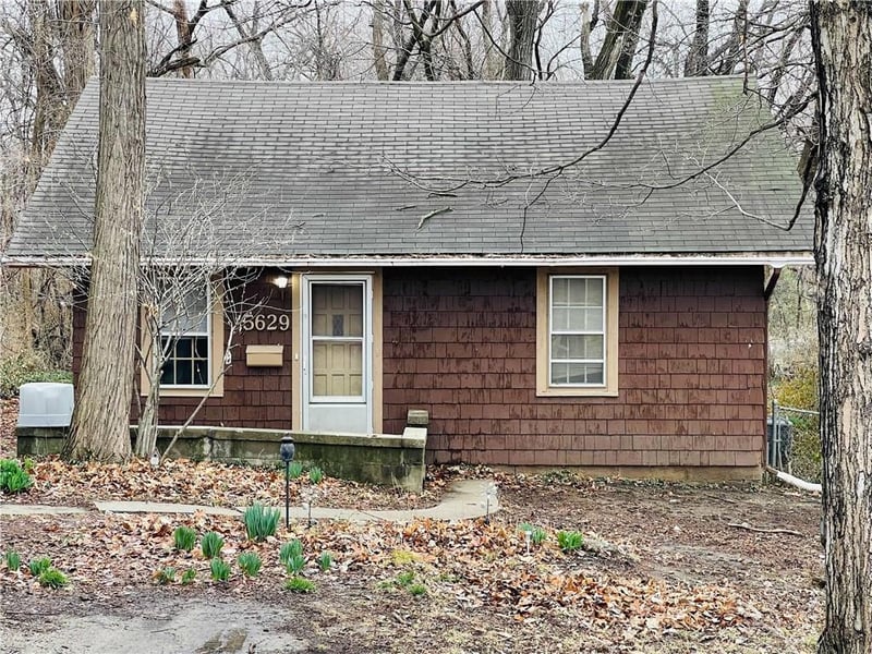 5629 Perry Ln, Merriam, KS 66203