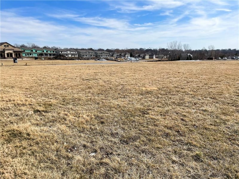 Lot 13 Municipal Cir, Raymore, MO 64083
