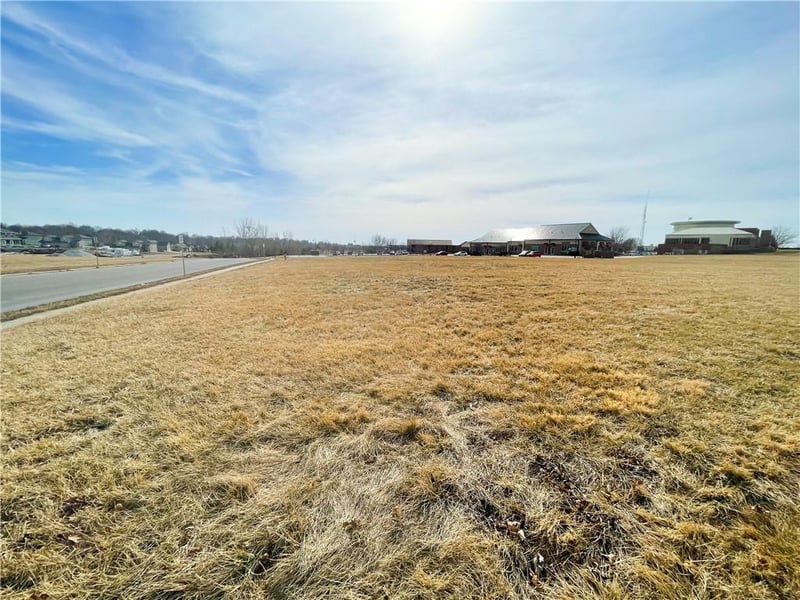 Lot 13 Municipal Cir, Raymore, MO 64083