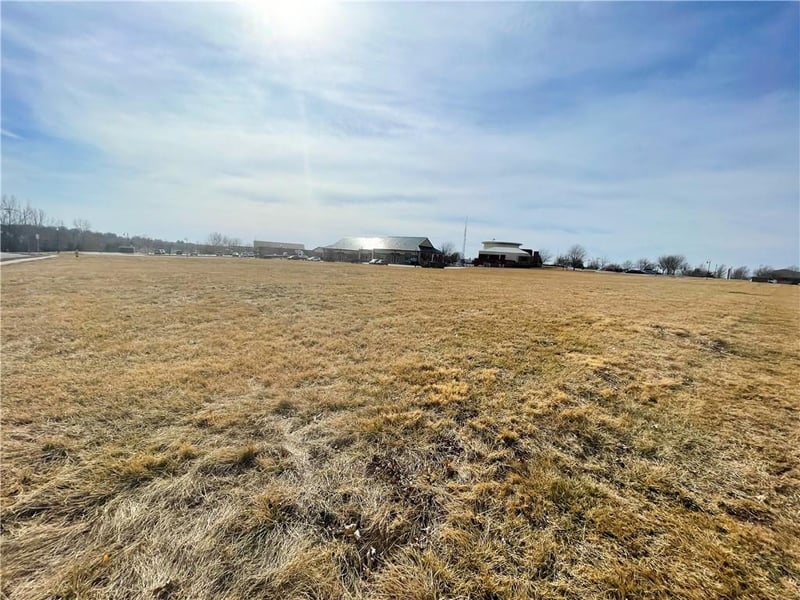 Lot 13 Municipal Cir, Raymore, MO 64083
