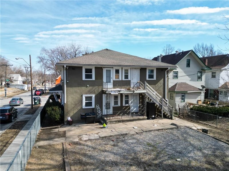 5121 Thompson Ave, Kansas City, MO 64124
