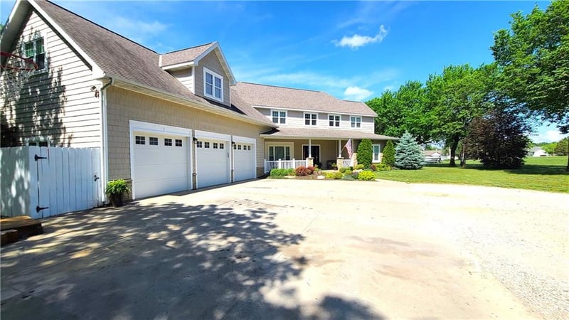 2072 Justice Ln, Fort Scott, KS 66701