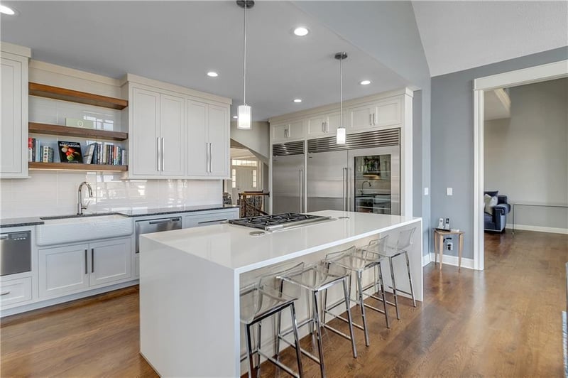 5612 Golden Bear Dr, Overland Park, KS 66223
