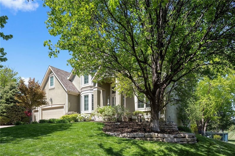 5600 W 146th St, Overland Park, KS 66223