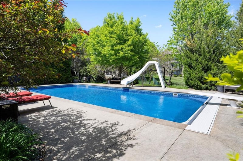 5600 W 146th St, Overland Park, KS 66223
