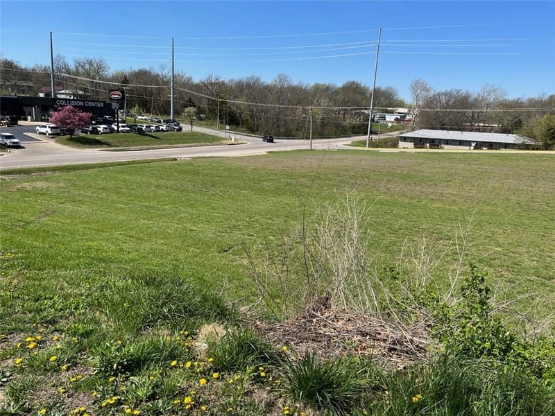 225 Young St, Warrensburg, MO 64093