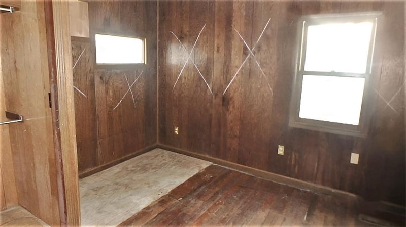 2807 Iowa Ave, Topeka, KS 66605