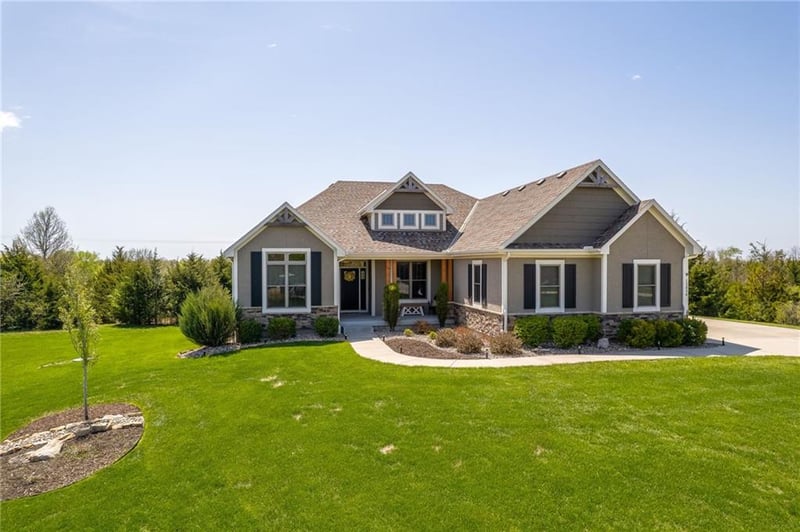 15056 Latham St, Gardner, KS 66030