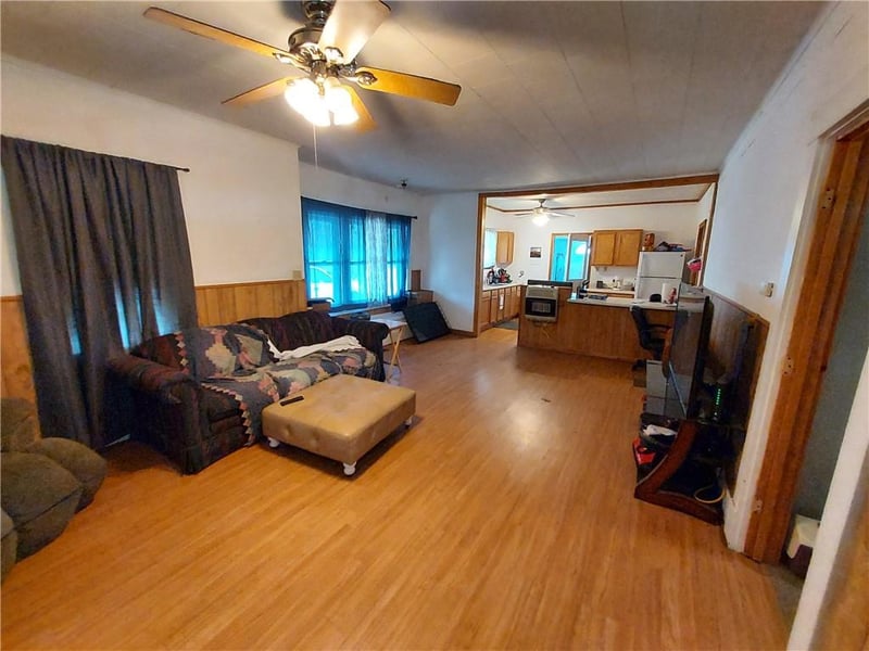 202 W Kneeland St, Liberal, MO 64762
