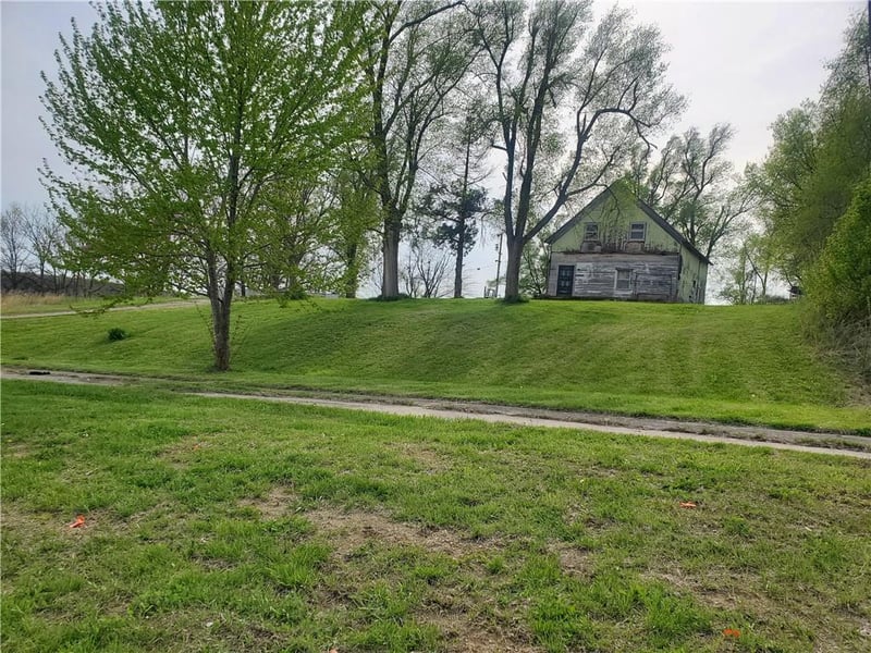 9255 Sw Hwy 6 Hw, Stewartsville, MO 64490
