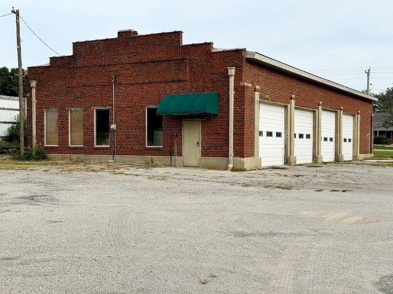 602 Main St, Gallatin, MO 64640