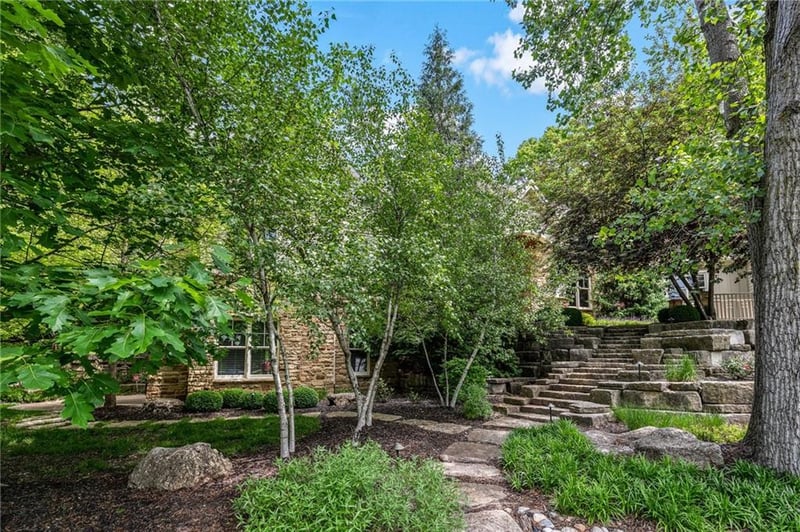 4505 N Mulberry Ct, Kansas City, MO 64116