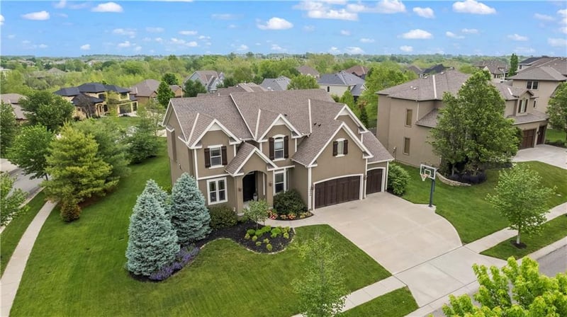 16809 Goddard St, Overland Park, KS 66062