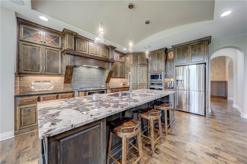 15729 Chadwick St, Overland Park, KS 66224