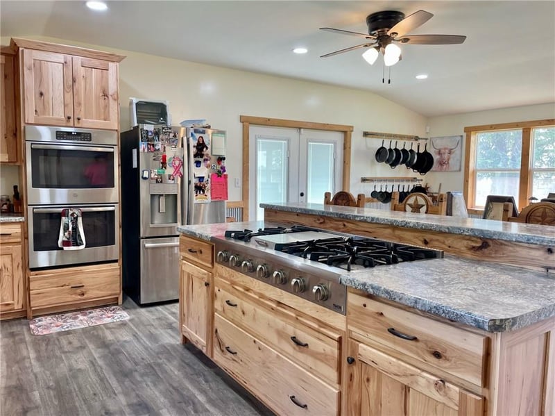 89 SW 62nd Ave, Trenton, MO 64683