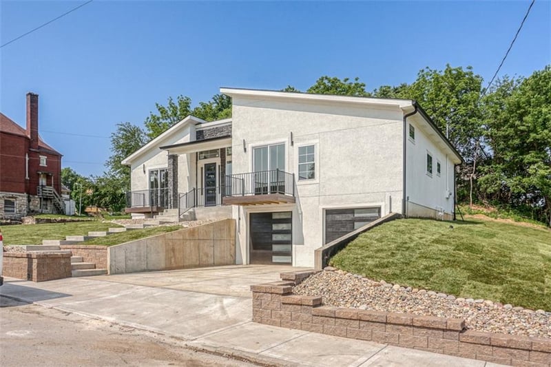 1201 Barnett Ave, Kansas City, KS 66102